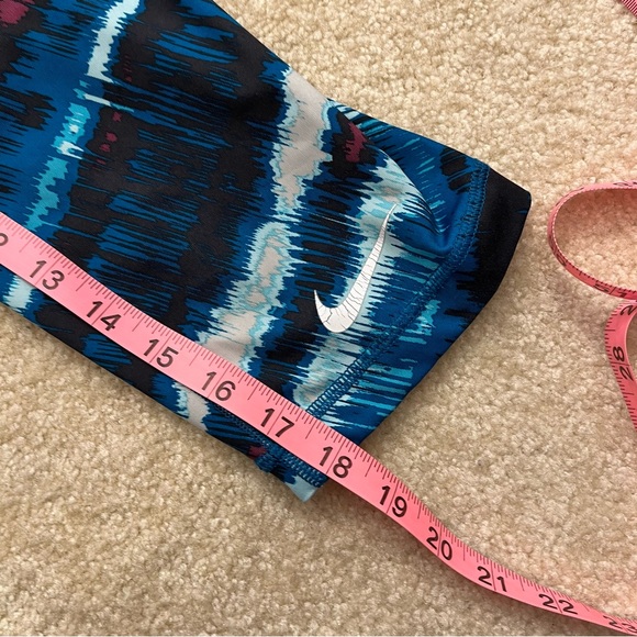 Nike Pants Womens Small Blue Abstract Stripe Nike Pro Cropped Legging Fitted - Picture 9 of 9